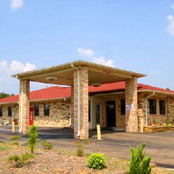 Luxury Inn and Suites Forrest