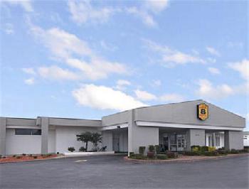 Super 8 Norman
