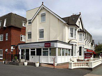 Mercure Wolverhampton Goldthorn Hotel