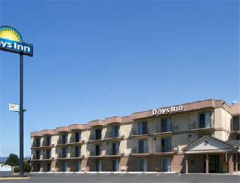 Days Inn Medford