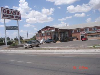 Grand Motor Inn