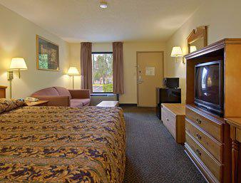 Super 8 Oxford