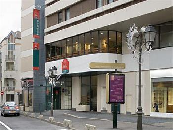 ibis Paris Pont de Suresnes