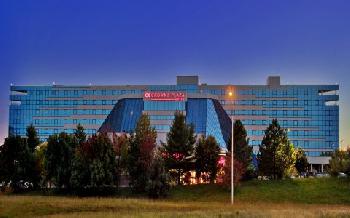 Crowne Plaza ST. LOUIS AIRPORT