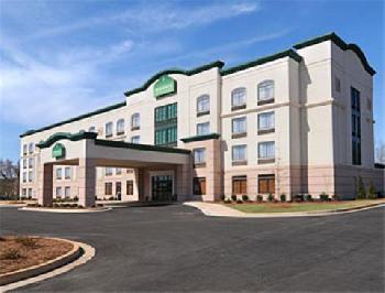 Wingate by Wyndham LaGrange