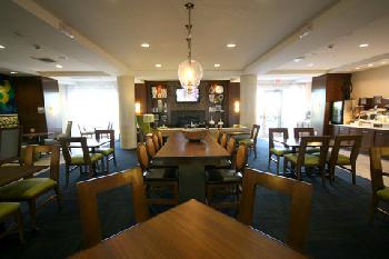 Holiday Inn Express Hotel & Suites TERRE HAUTE