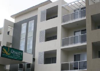 Quality Suites Pioneer Sands