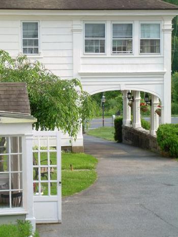 Blackberry River Inn