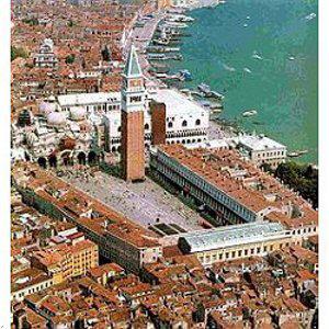 All Suites Torre Dell'orologio
