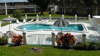 Siesta Inn & Suites Near the G