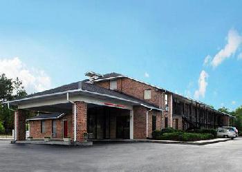 Econo Lodge Inn & Suites
