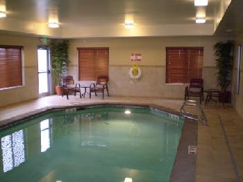 Holiday Inn Express Hotel & Suites LIMON I-70 (EX 359)