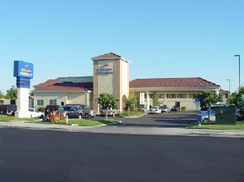 Holiday Inn Express OAKDALE