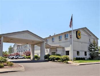 Super 8 Woodburn