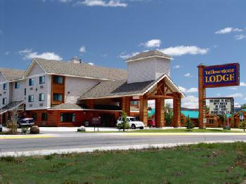 Yellowstone Lodge