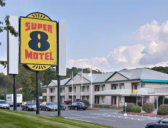 Super 8 Waterbury