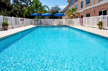 Holiday Inn Express Hotel & Suites TAVARES