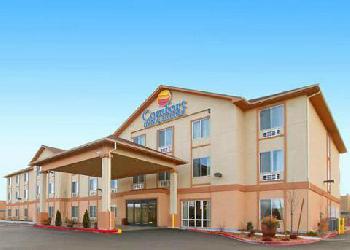 Comfort Inn & Suites Airport