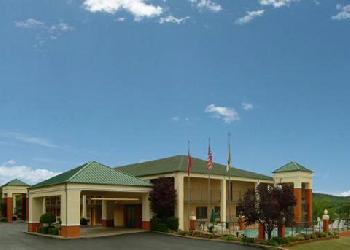 Quality Inn & Suites Clarksville