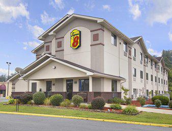Super 8 Summersville