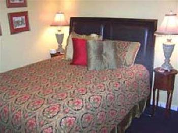 Twin Gables Inn