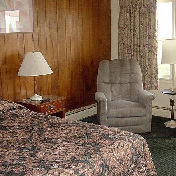 Twins Motel Strasburg