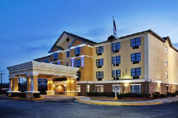 Holiday Inn Express Hotel & Suites BYRON