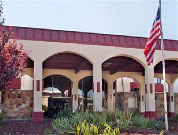 Days Inn New Stanton PA
