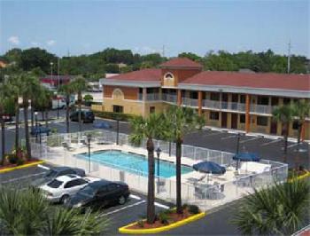 Howard Johnson Express Inn Suites - South Tampa/ Airport