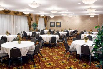 Clubhouse Hotel and Suites Sioux Falls