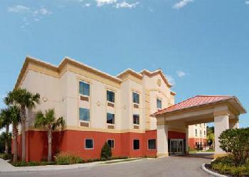 Sleep Inn & Suites near Lake Sumter Landing