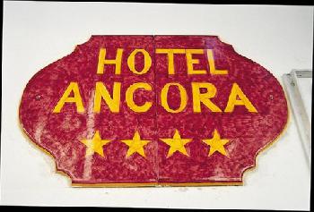 L Ancora Hotel