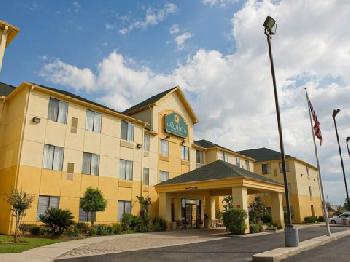La Quinta Inn AND Suites Woodlands South