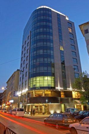 Central Park Hotel