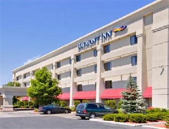 Baymont Inn and Suites Flint