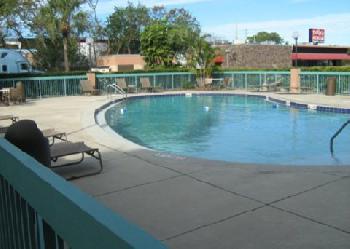 Econo Lodge Airport
