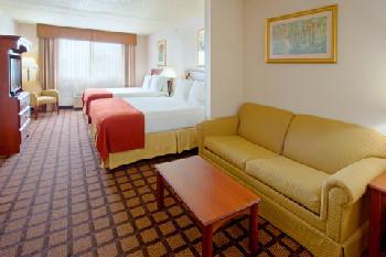 Holiday Inn Express Hotel & Suites LONGVIEW