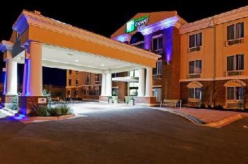 Holiday Inn Express Hotel & Suites OZONA