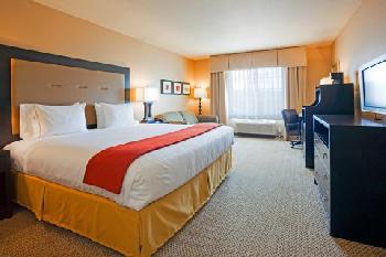 Holiday Inn Express Hotel & Suites EAU CLAIRE NORTH