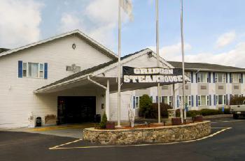 Americas Best Value Inn/Foxboro