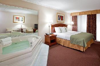 Holiday Inn WARREN (KINZUA DAM-ALLEGHENY)